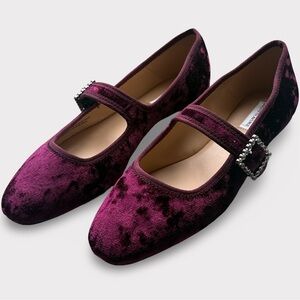 Saks Fifth Avenue Burgundy crushed Velvet Mary Jane Size 9.5